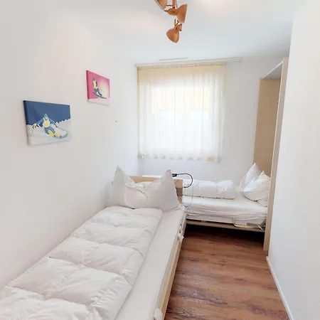 Panorama Apartment *
